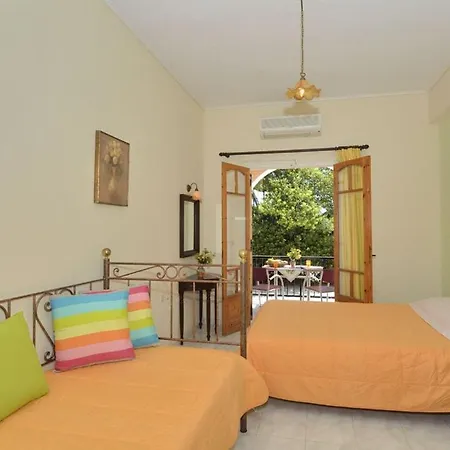 Апартаменты Loukas Family Керион